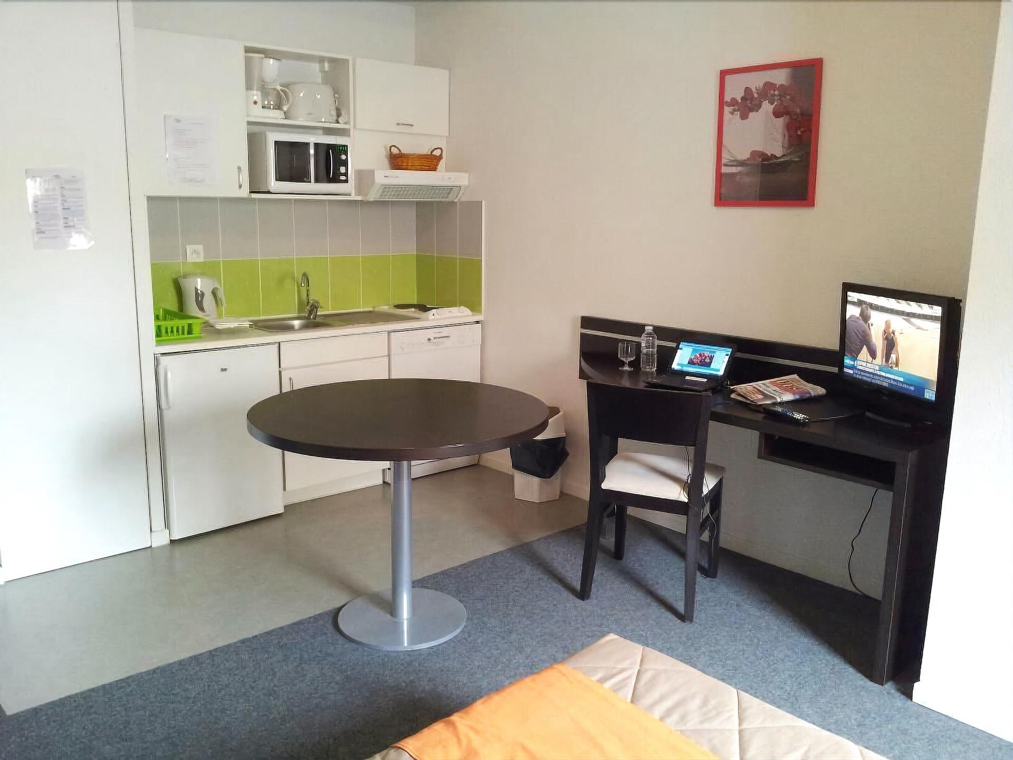 Nemea Appart Hotel Home Suite Nancy Centre Екстериор снимка